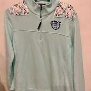 Vineyard Vines Sweatshirt. Excellent condition.